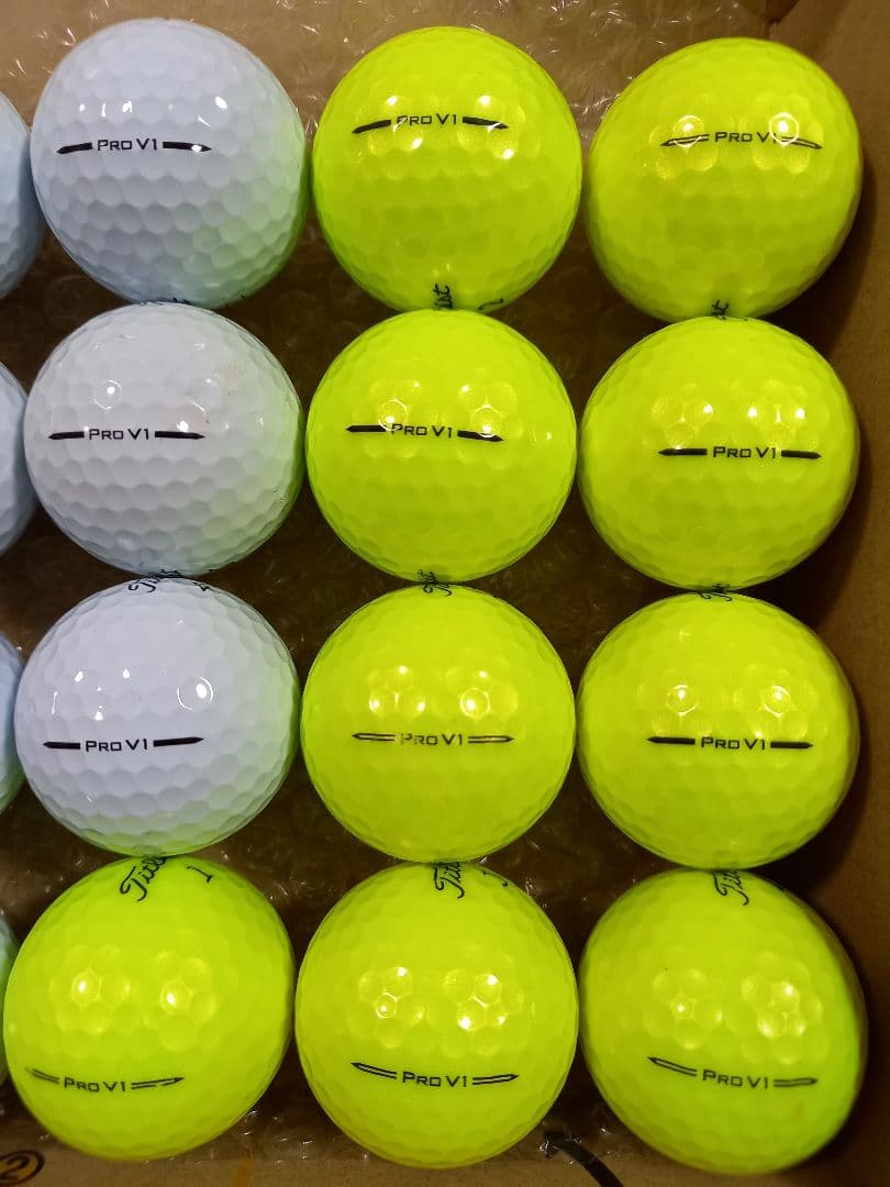 美品タイトリスト PRO V1 ロストボール24球