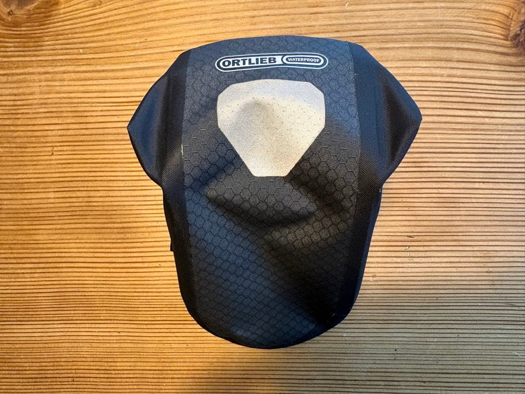 Selle SMP ブラック サドル 169g