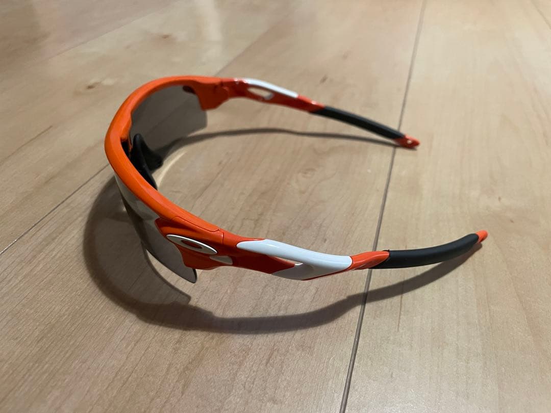 OAKLEY レーダーロックパス