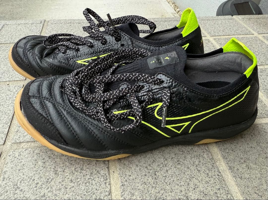 Mizuno Morelia NEOサラ　β フットサルシューズ 23.0