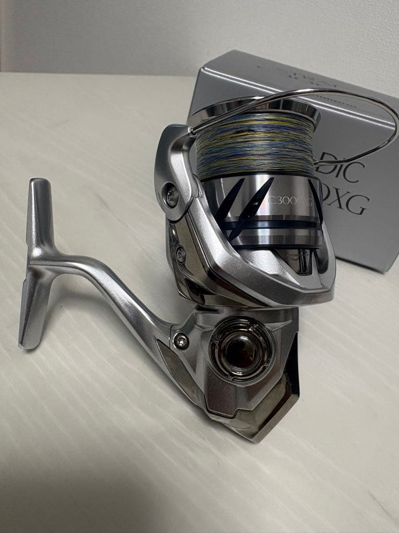 リール SHIMANO STRADIC C3000XG
