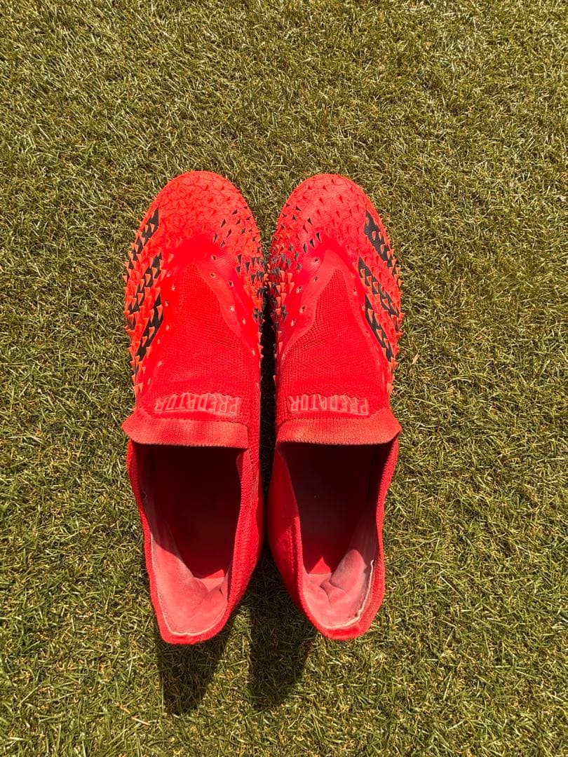 adidas プレデター フリーク