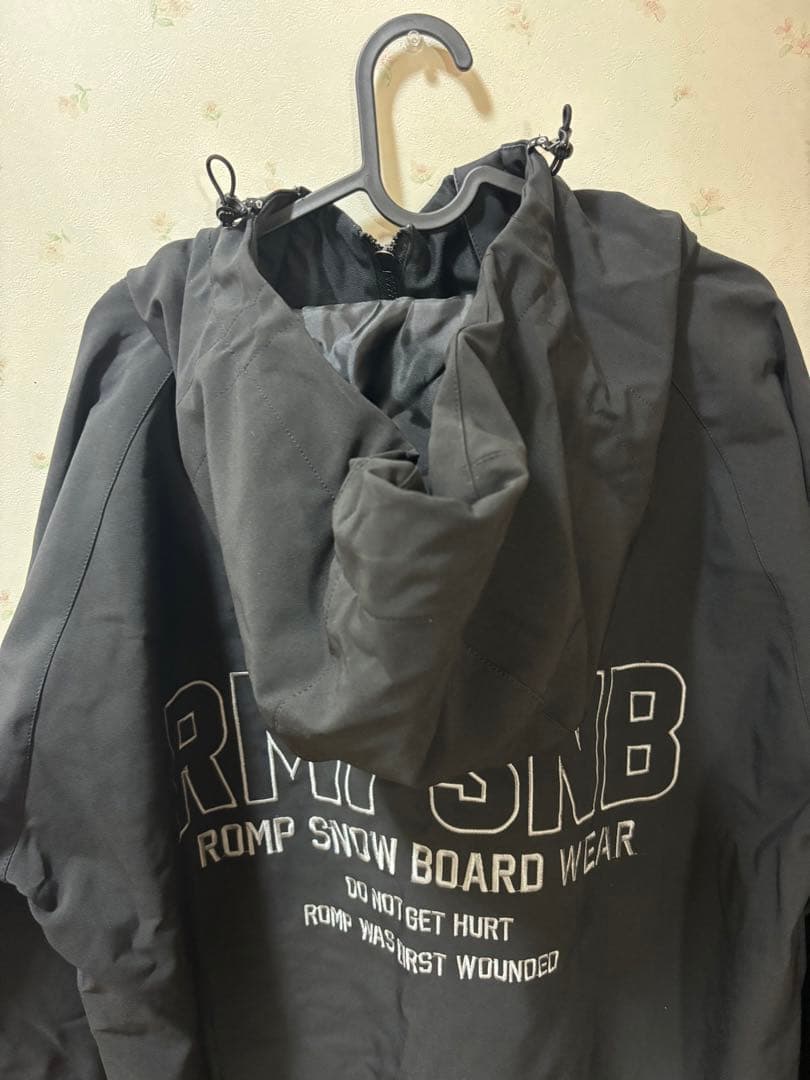 board ROMP 2021 TO.EAZY JKT  ブラック