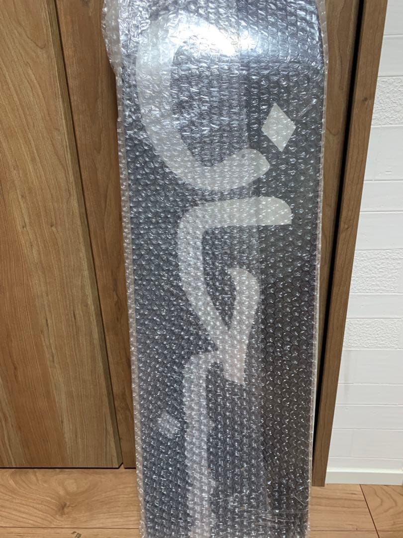 Supreme®/Arabic Logo Skateboard