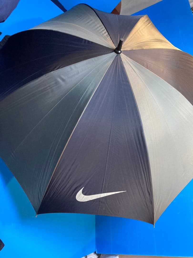 【美品】NIKEGOLF／ナイキゴルフ アンブレラ パラソル 黒 雨天ゴルフ