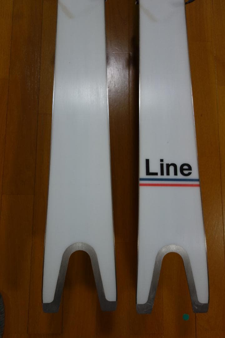 たくまみむめも専用　Line Sakana スキー 板　181cm