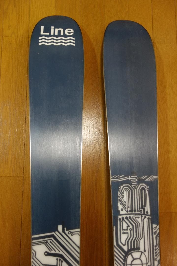 たくまみむめも専用　Line Sakana スキー 板　181cm
