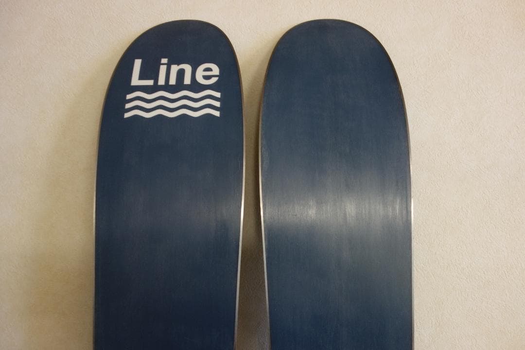 たくまみむめも専用　Line Sakana スキー 板　181cm