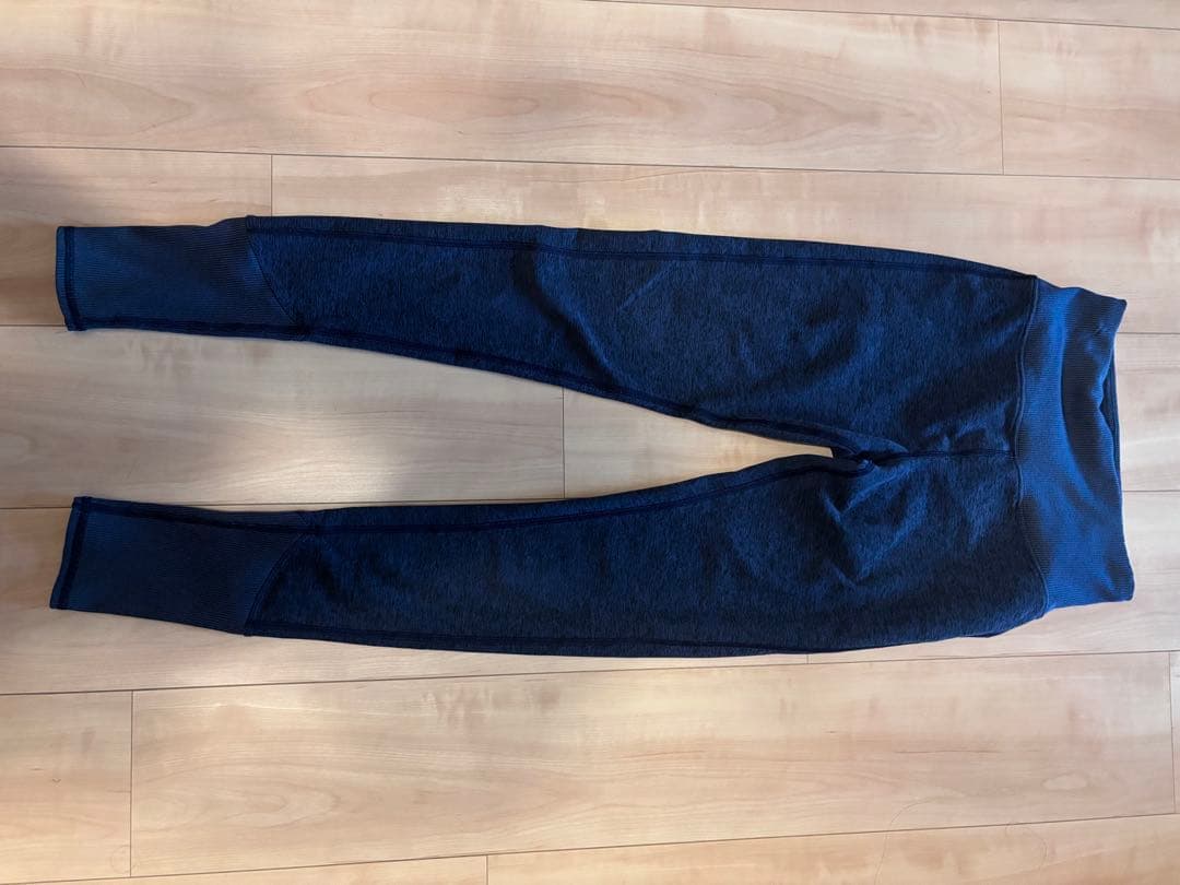 【良品】alo yoga 上下セットアップ タンクトップ　Sサイズ ネイビー