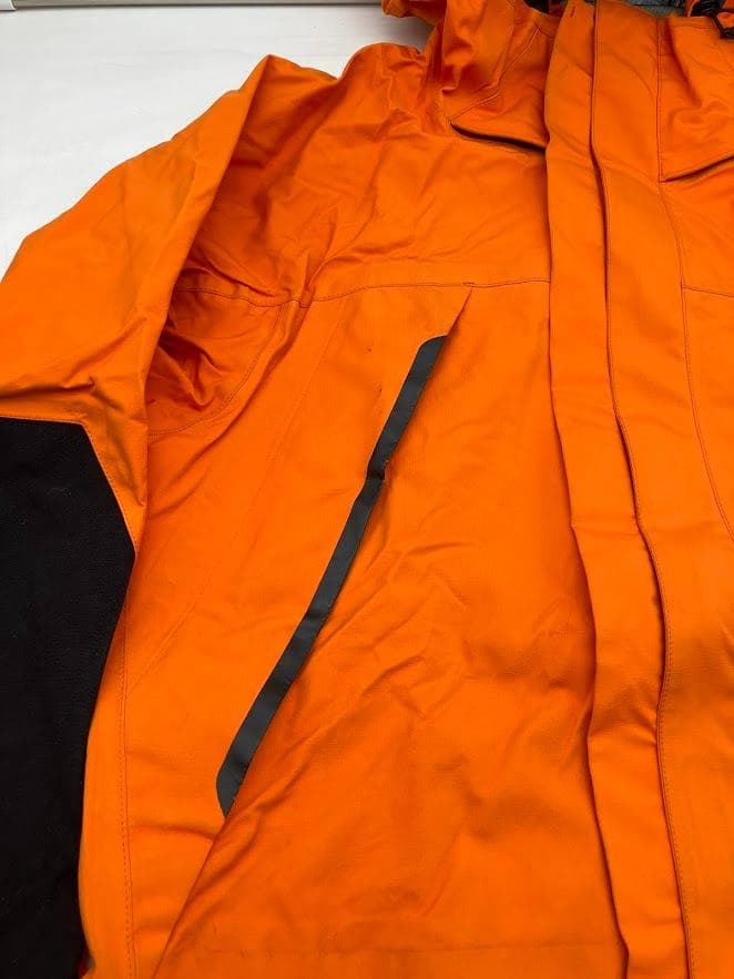 THE NORTH FACE メンズ　スキー、スノーボードウェア　メンズ