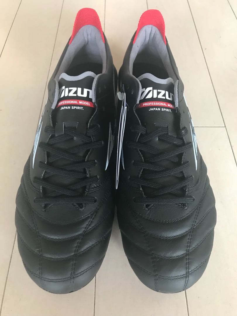 モレリアネオ4ジャパン　黒　25.0㎝　新品。