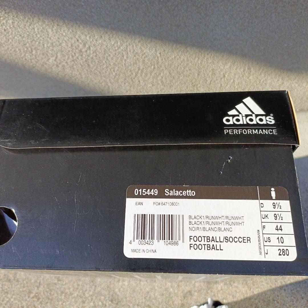 adidas フットサルシューズ ブラック/ホワイト 箱付き