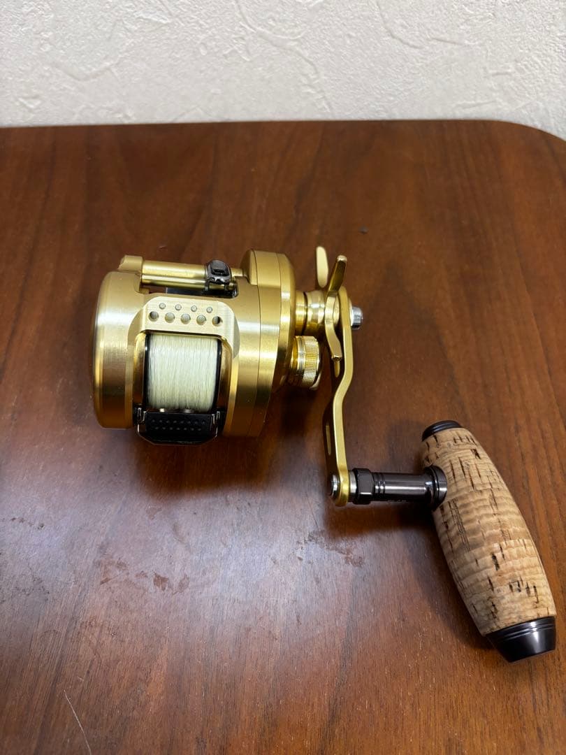 (美品)SHIMANO OCEA CONQUEST 300HG