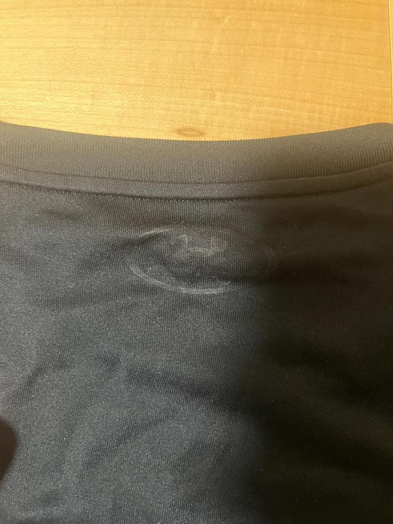バレーボール　サントリー　練習Ｔシャツ
