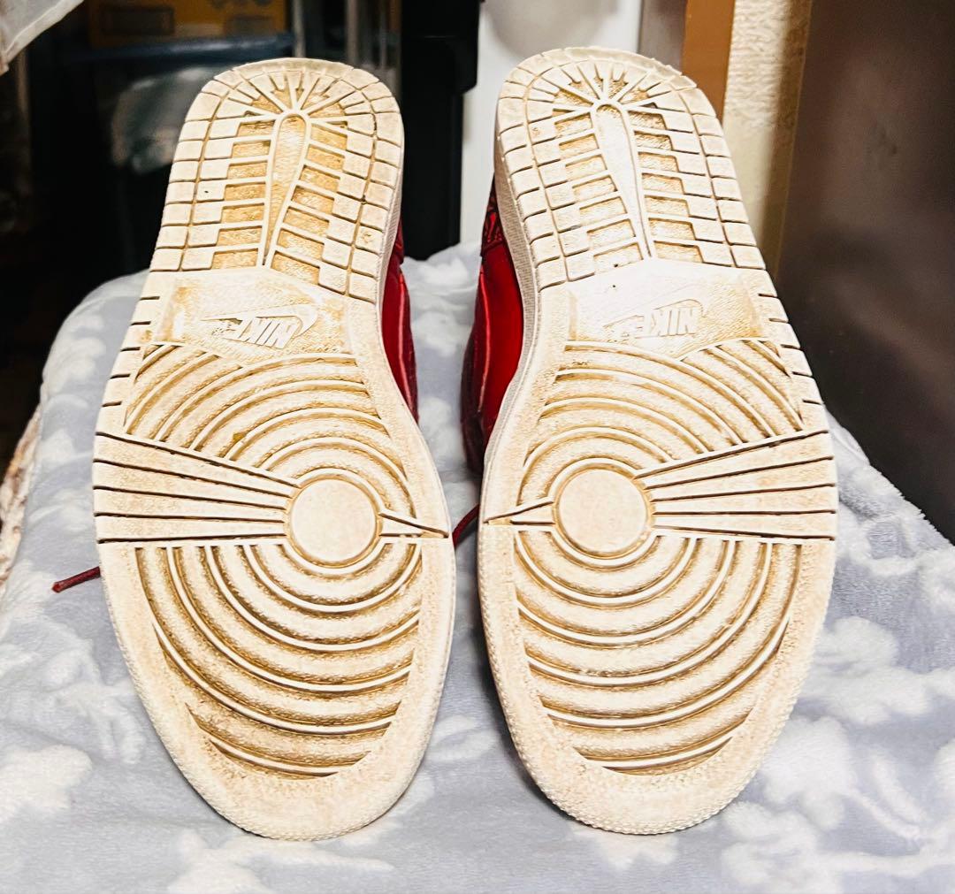 Air Jordan レッド ハイカット シューズ