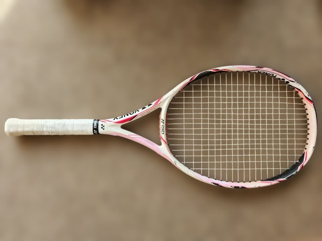 硬式テニスデビューにいかがでしょうか？