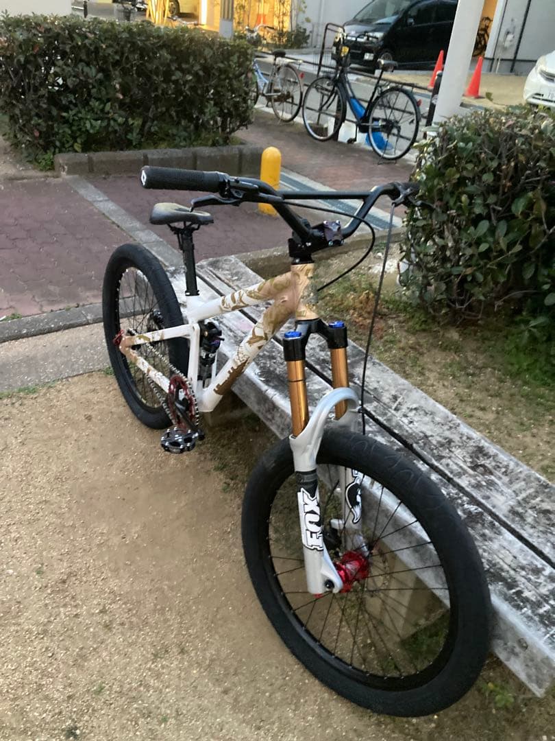 自転車本体 Blkmrkt kill switch 24