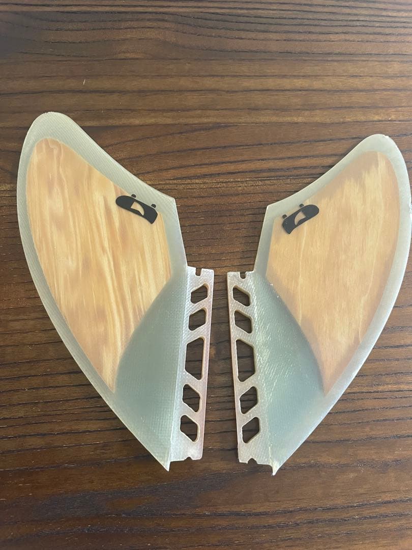 PUSHFINS  ツインキールフィン