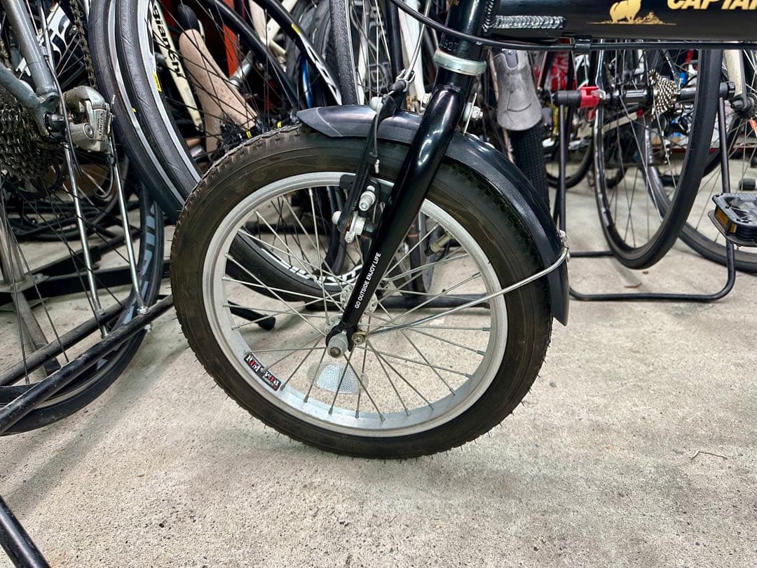 送料無料！キャプテンスタッグ アルル アルミ軽量折りたたみ自転車