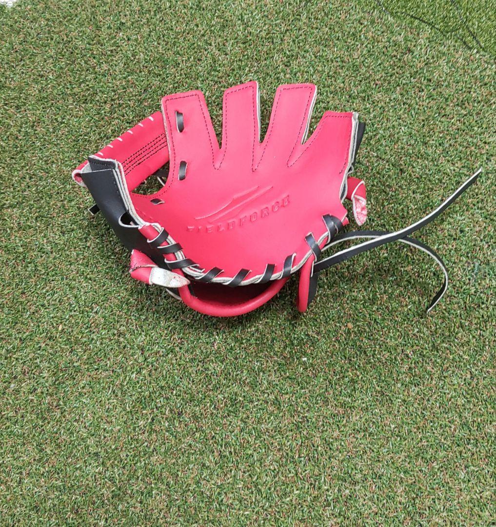 (未使用に近い)フィールドフォース　トレーニンググラブ　グローブ　練習グローブ