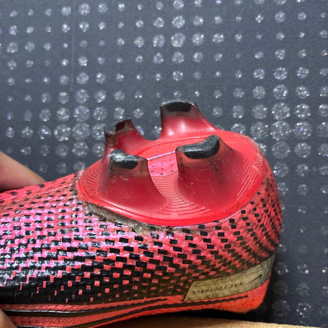 Nike マーキュリアルヴェイパー13FG