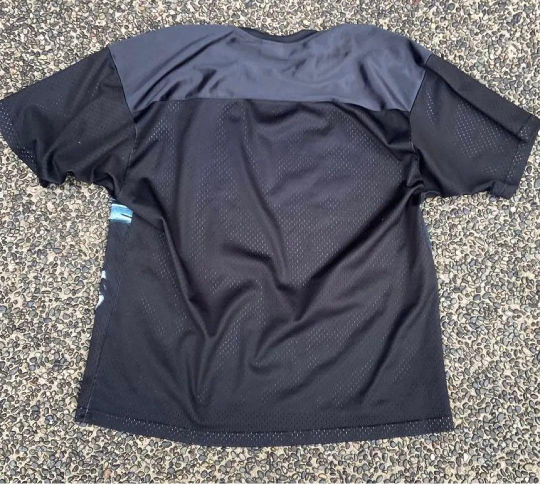 HUF フットボールTシャツ