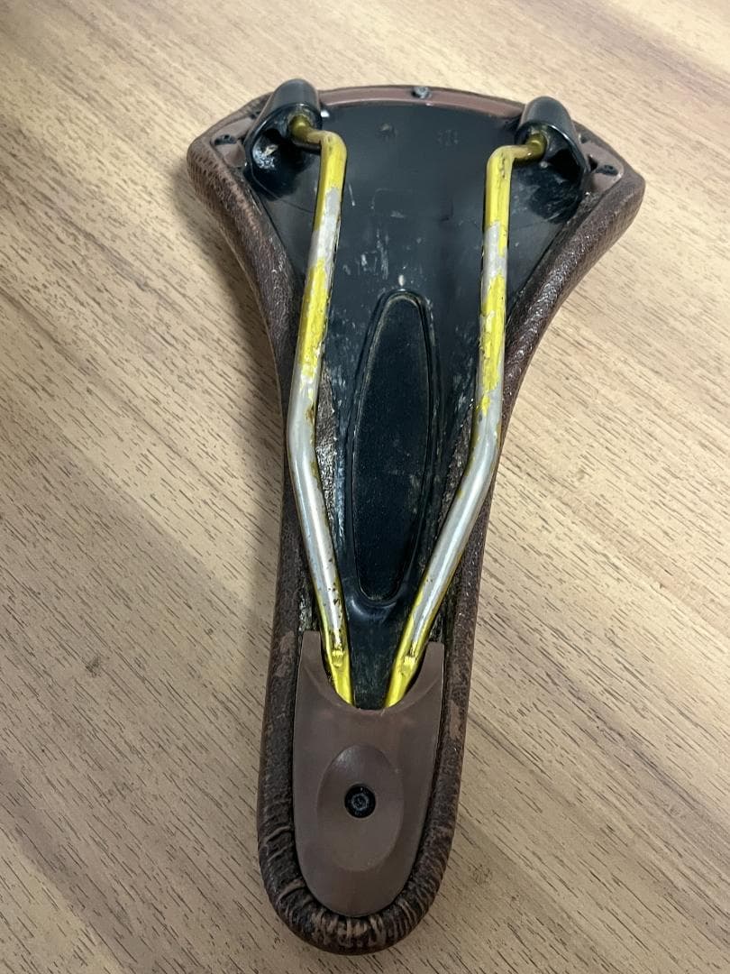 りうじ　CHROMAG TRAILMASTER ブラウンサドル