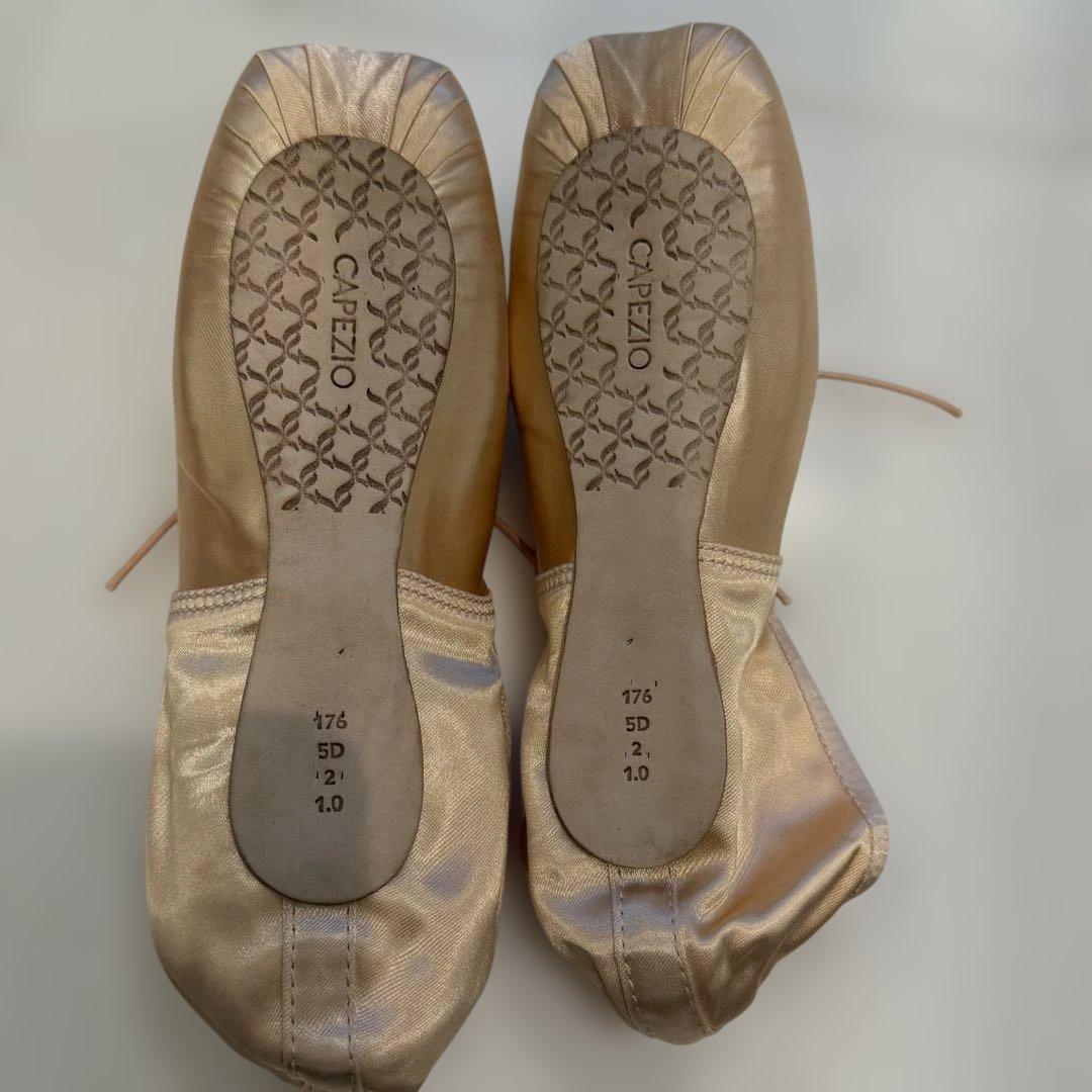 新品カペジオ コンテンポラ トウシューズ 5D capezio ポアント