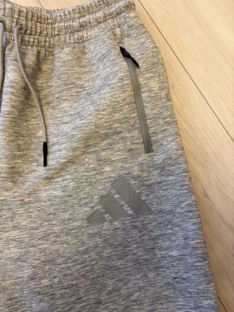 adidas　Z.N.E.プレミアムパンツ　スウェットパンツ　Lサイズ