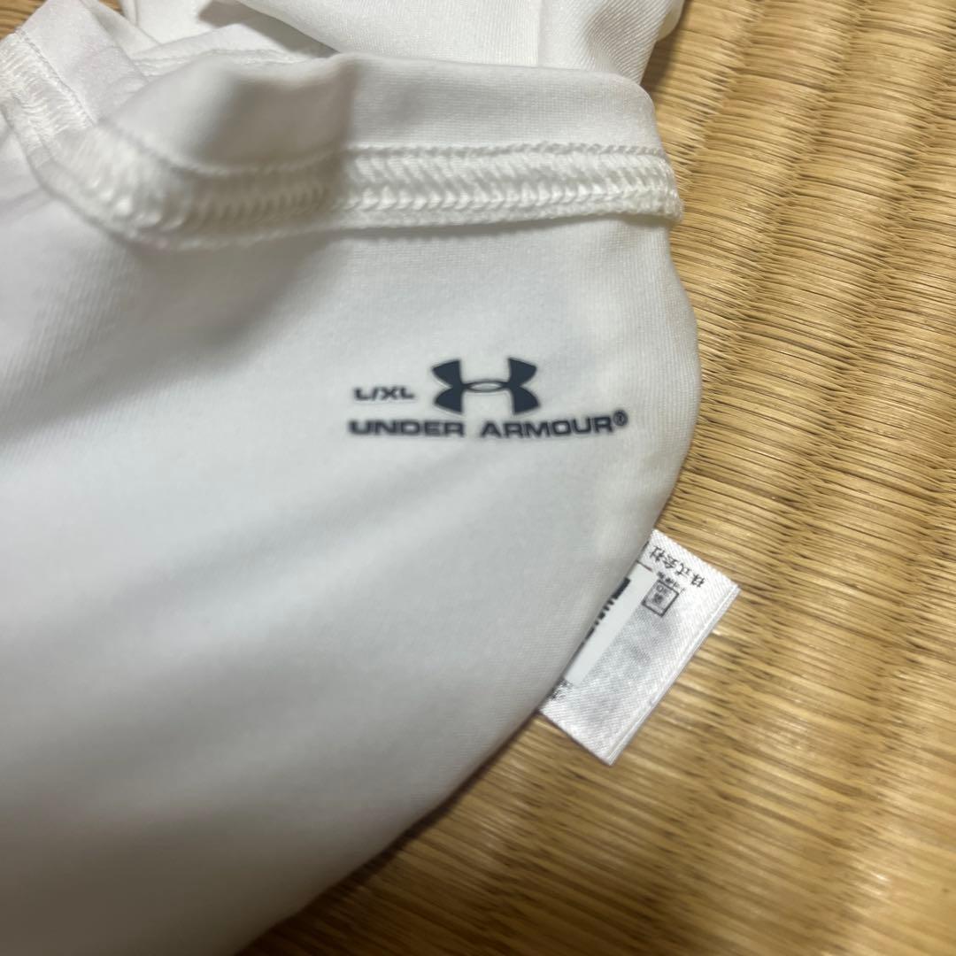 UNDER ARMOUR ・VAYoreLAアンダーシャツ&アームスリーブセット