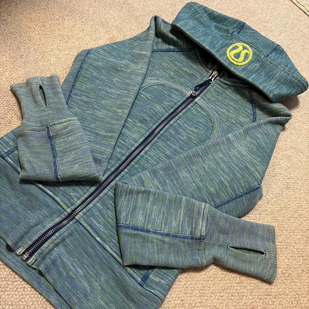 ルルレモン　パーカー　lululemon スキューバ　フルジップフーディー　xs