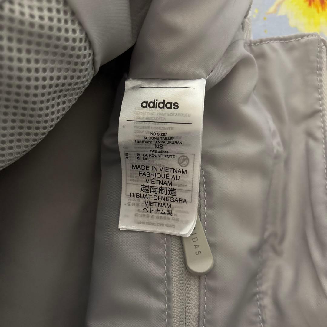 新品　adidas ハンドバッグ　ホワイト×グレー トートバッグ　ゴルフ