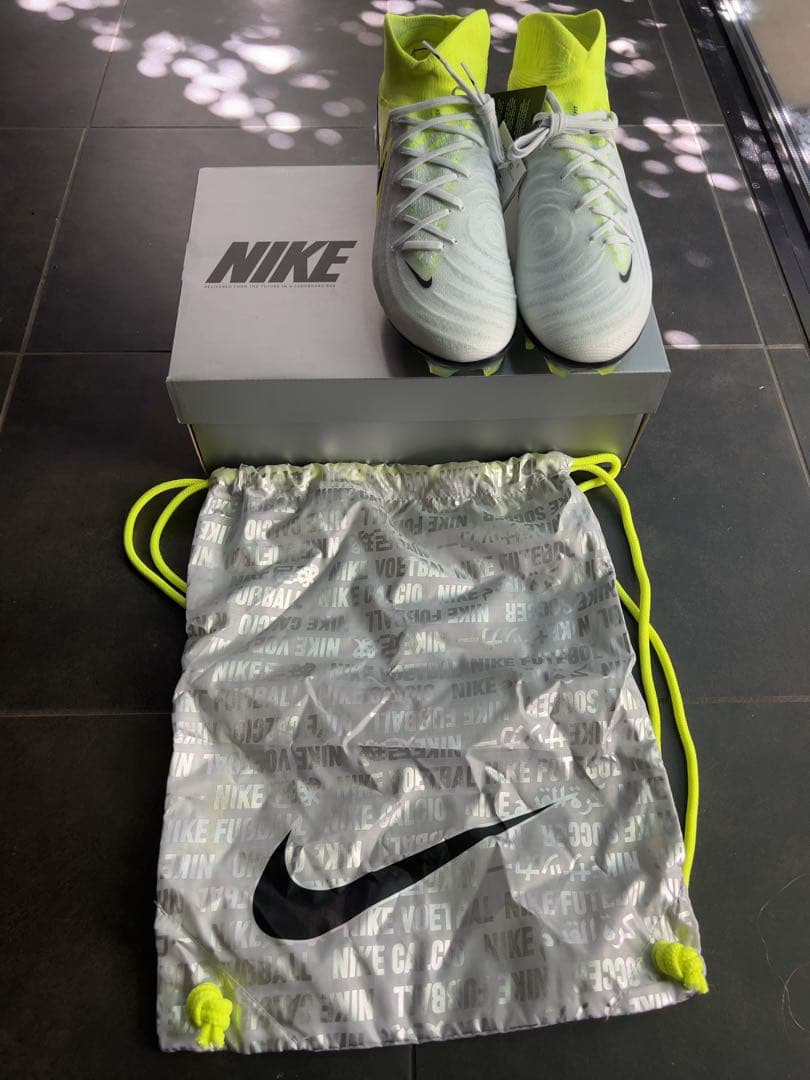 Nike Phantom Luna エリートFGサッカーシューズ 新品　27㎝