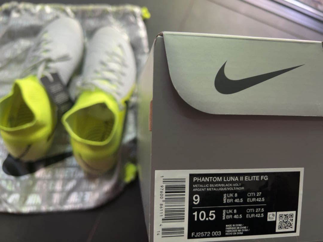 Nike Phantom Luna エリートFGサッカーシューズ 新品　27㎝