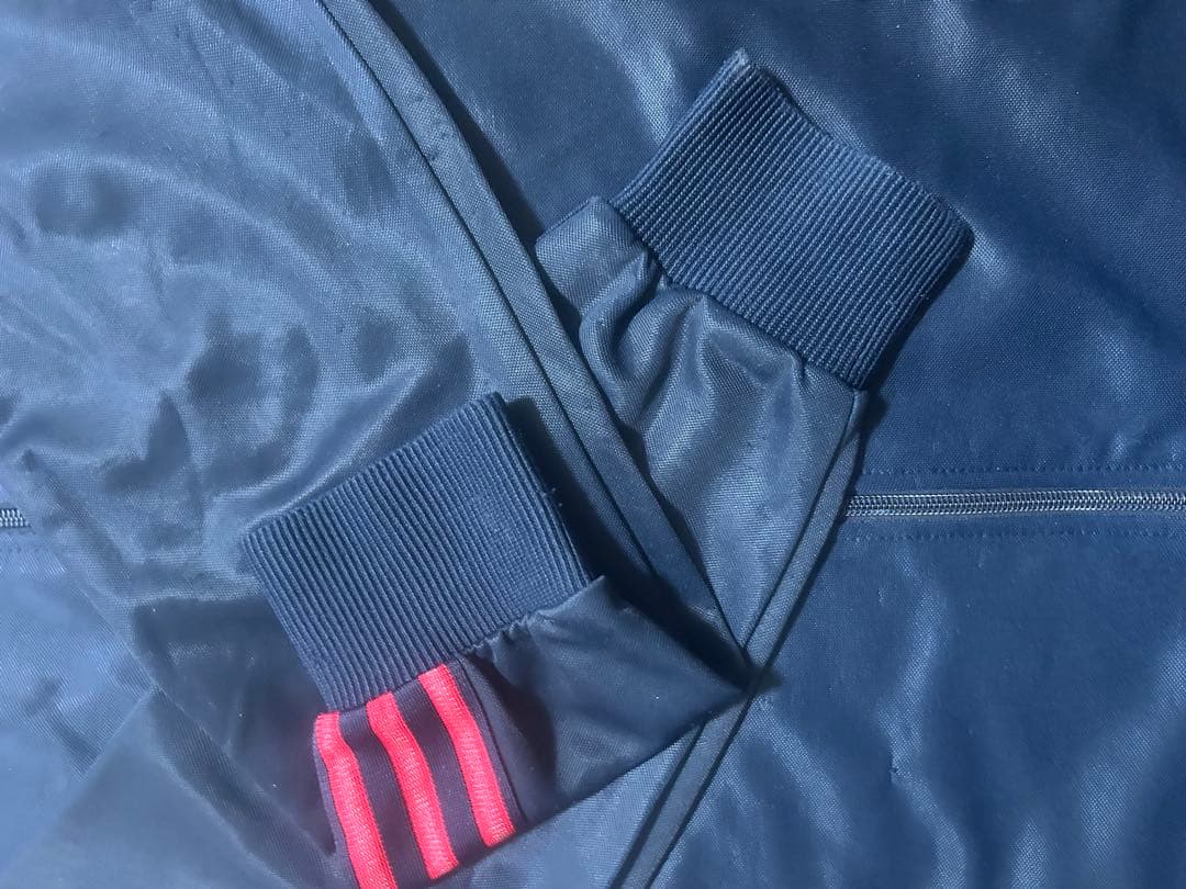 adidas CLIMACHILL ジャケット ネイビー/レッド