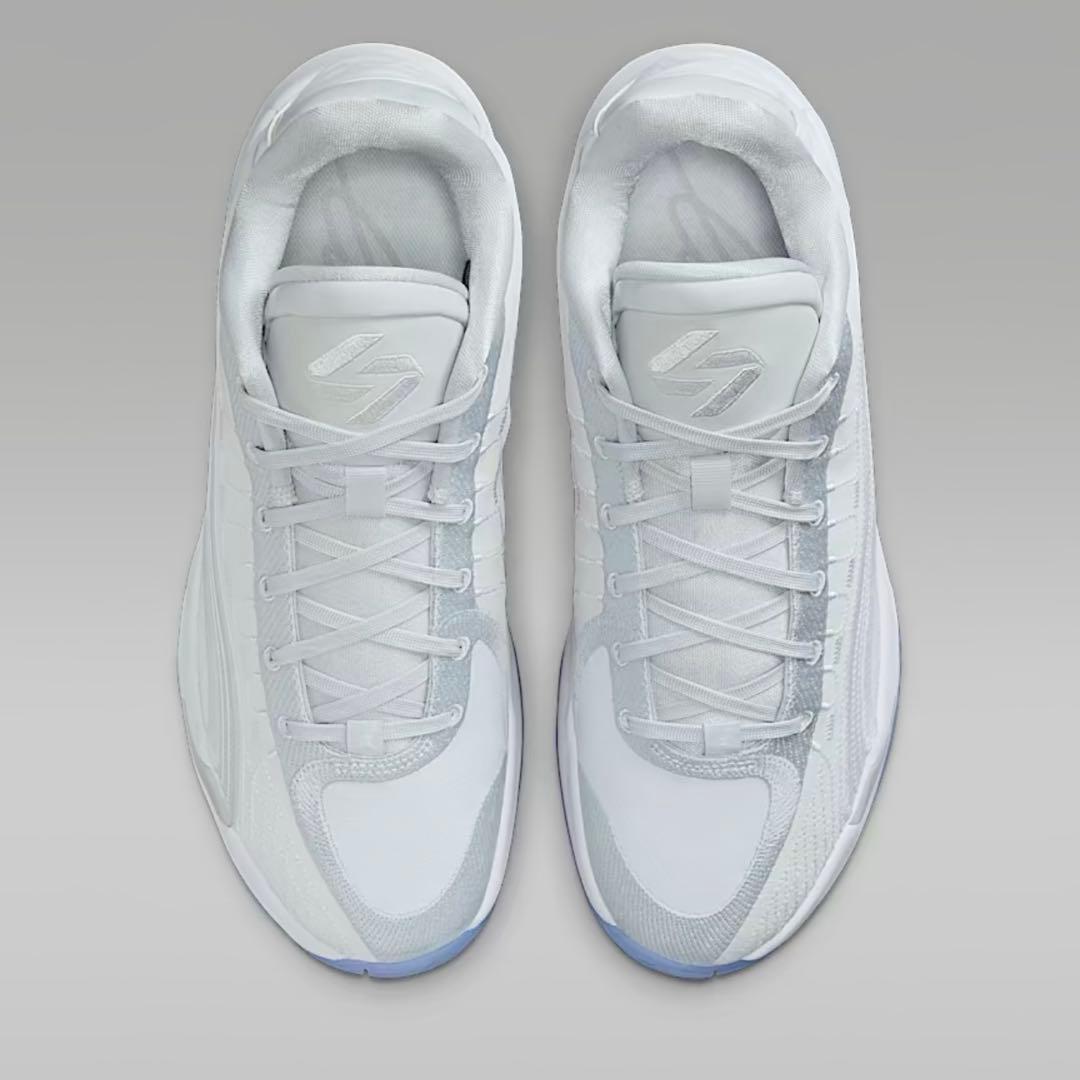 新品 NIKE ルカ 4 PF バスケットボールシューズ 27.0cm