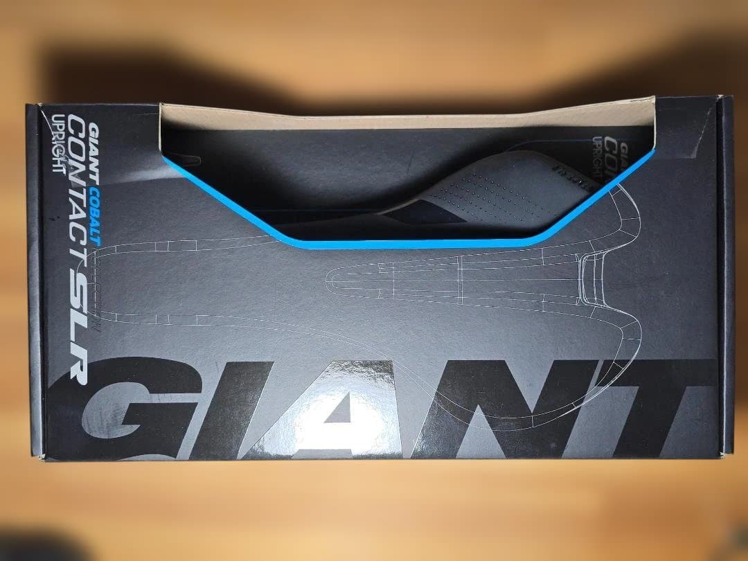 【極美品】GIANT CONTACT SLR カーボンサドル FORWARD