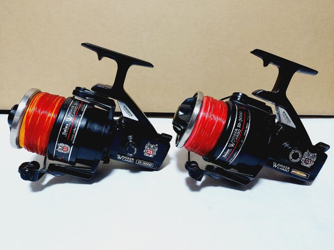 2台セット Daiwa ウィスカーカーボ SS-5000 鯉釣り 鯉竿