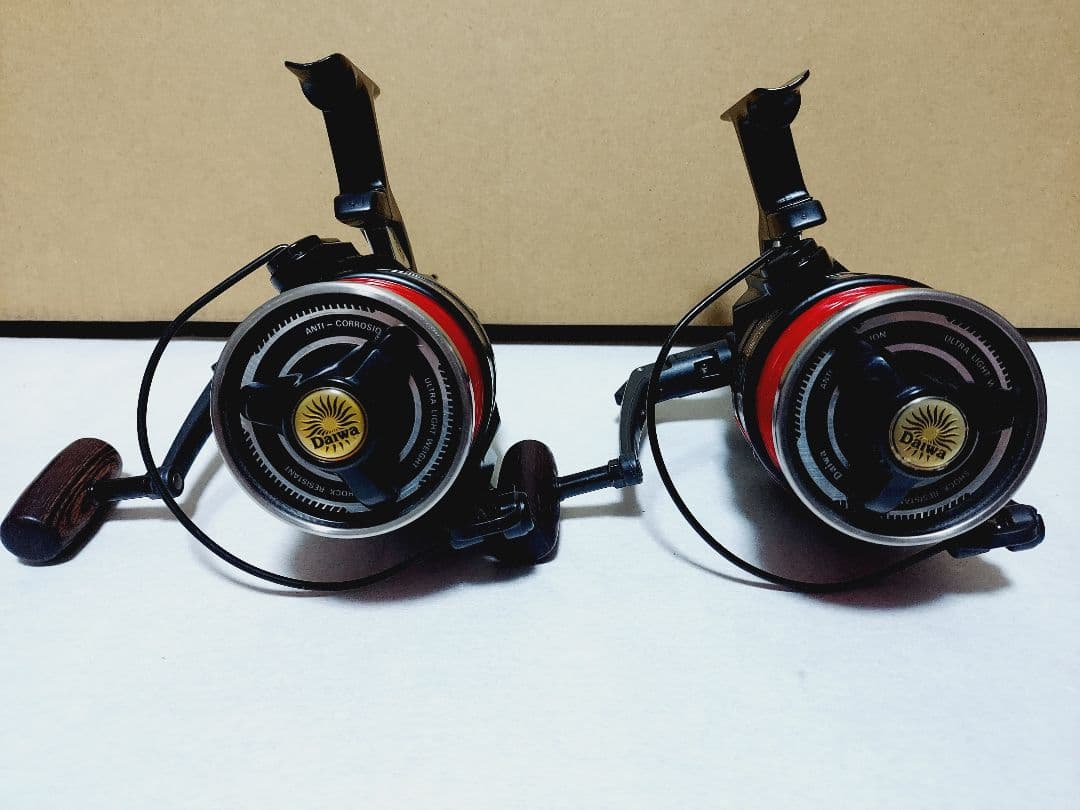 2台セット Daiwa ウィスカーカーボ SS-5000 鯉釣り 鯉竿