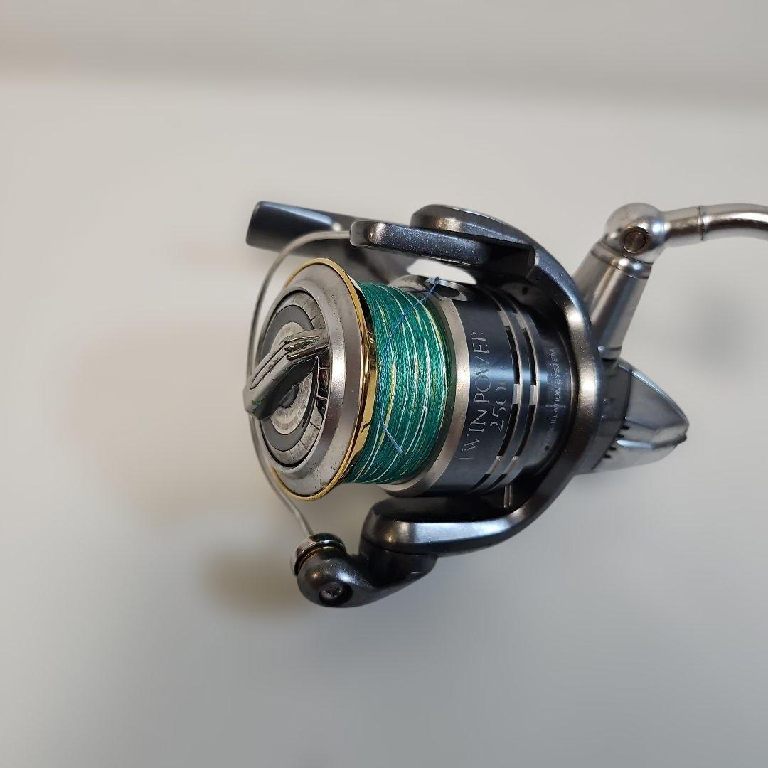 シマノ TWIN POWER2500 スピニングリール