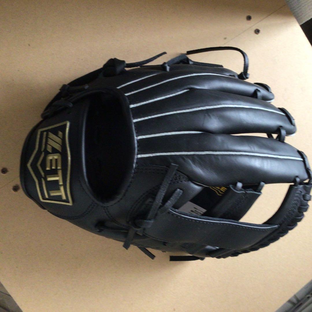 ゼット　軟式野球グローブ BSGB3920 右投げ用 ブラック