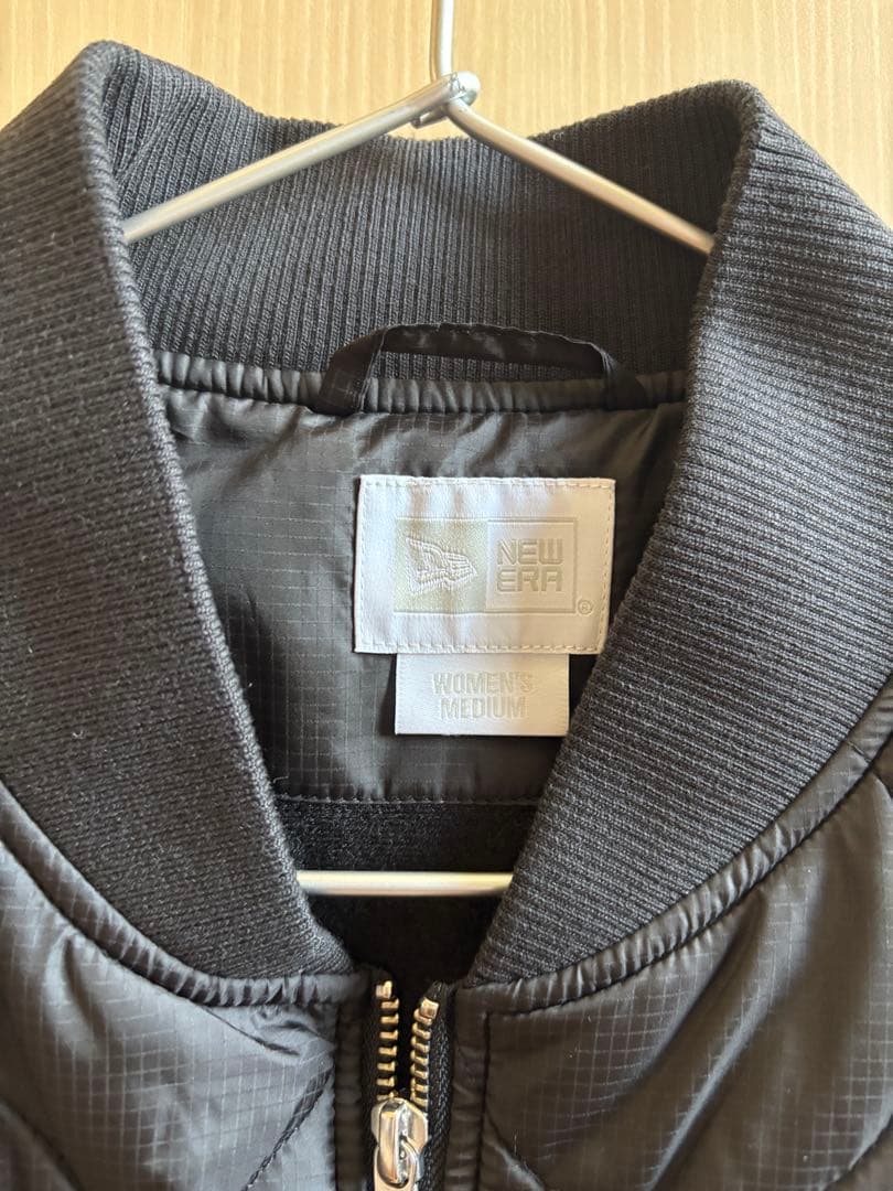 ニューエラ　ゴルフ　ジャケットINSULATED QUILT JACKET