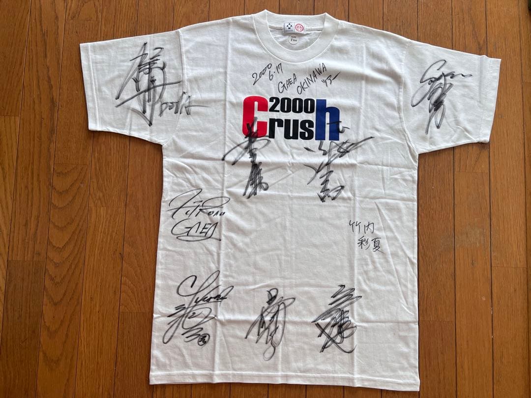クラッシュ2000 GAEA沖縄ツアー 直筆サインTシャツ　長与千種