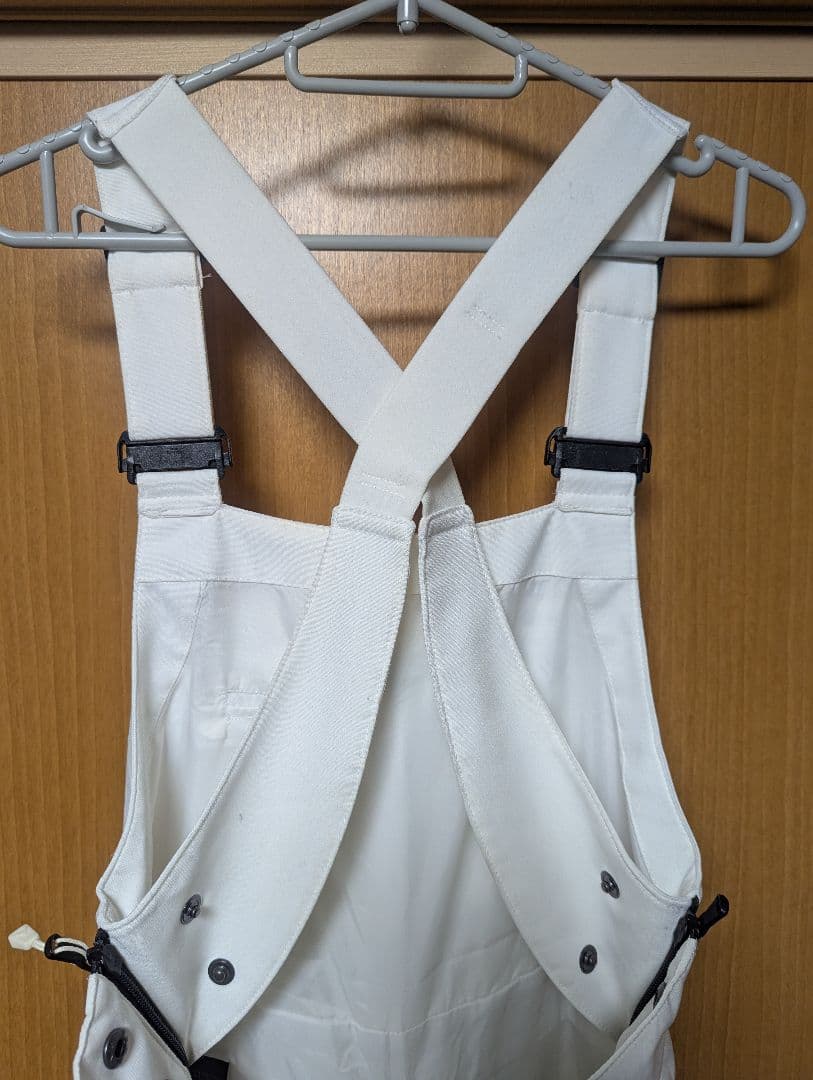 バートン アヴァロン　ストレッチビブパンツ
