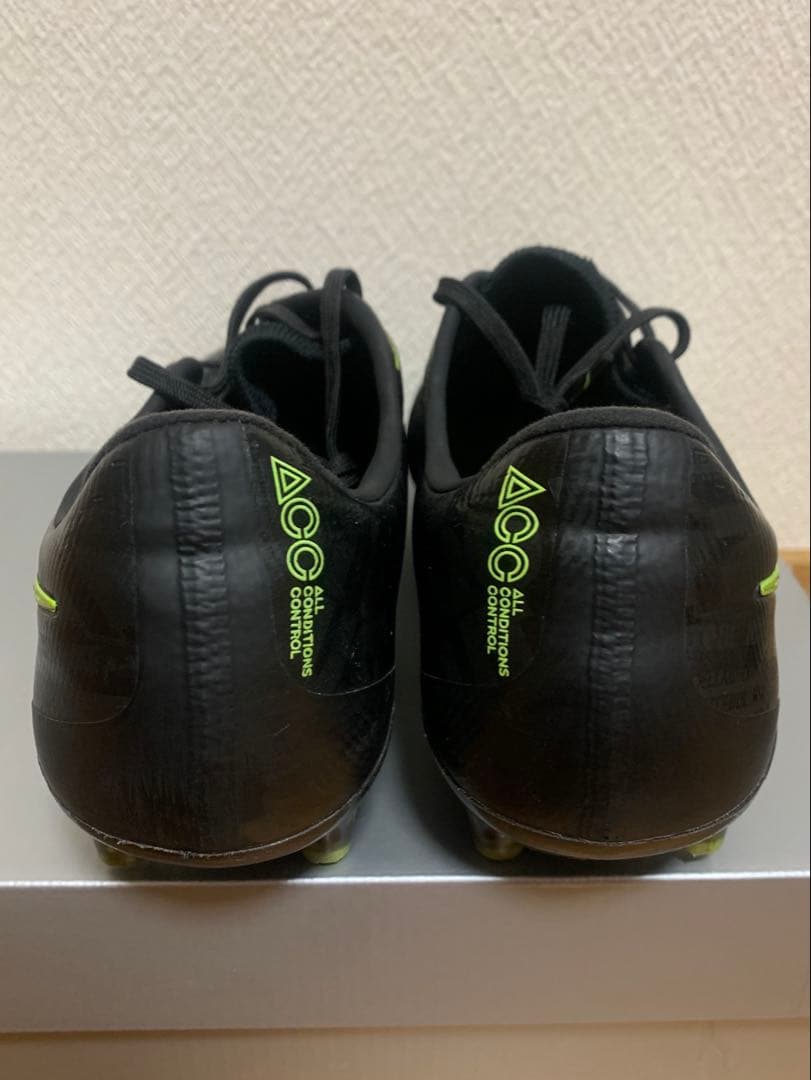 ナイキ ファントムヴェノム AG-PRO 26cm