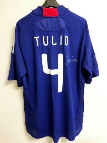 2010南アフリカW杯日本代表　田中マルクス闘莉王選手直筆サイン入りユニフォーム