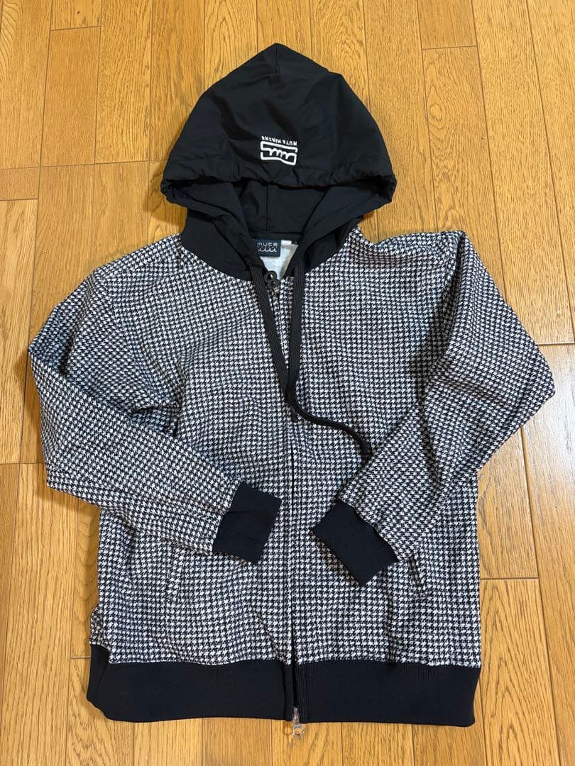 値下げしました muta ムータ レディース ジップパーカー パーカー
