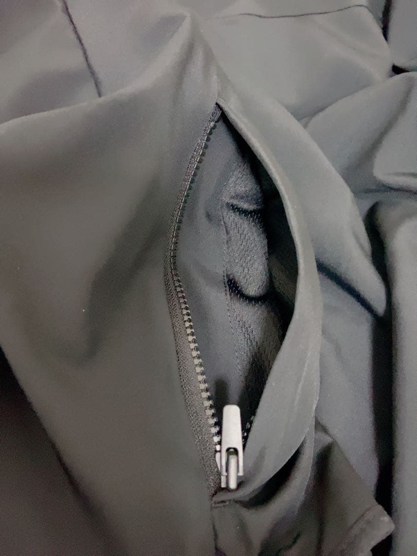 新品！ナイキNIKE ドライフィット スウッシュ ランニングジャケット