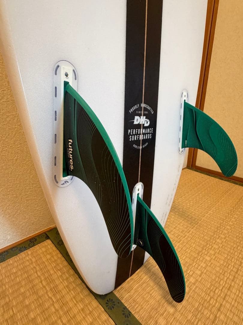 DHD UTOPIA 5'11\" ショートボード