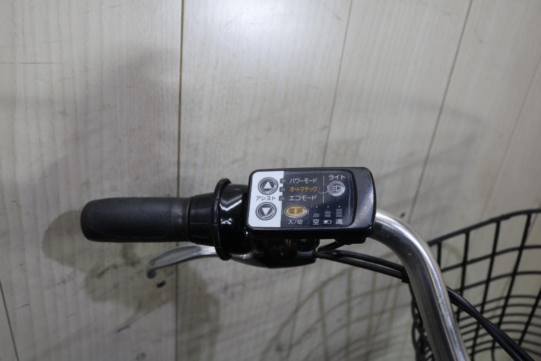 ブリヂストン アシスタベーシック A6B16 8.9AH 26型 LED 3段